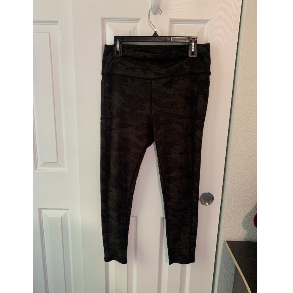 Green Camouflage Leggings